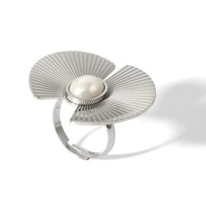 Anillo de Abanico con Perla (Ajustable)